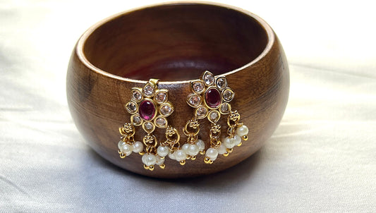 Classic Floral Kundan Bugdi with Pearls – Antique Gold Finish