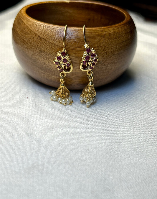 Traditional Maharashtrian Bugdi Earrings