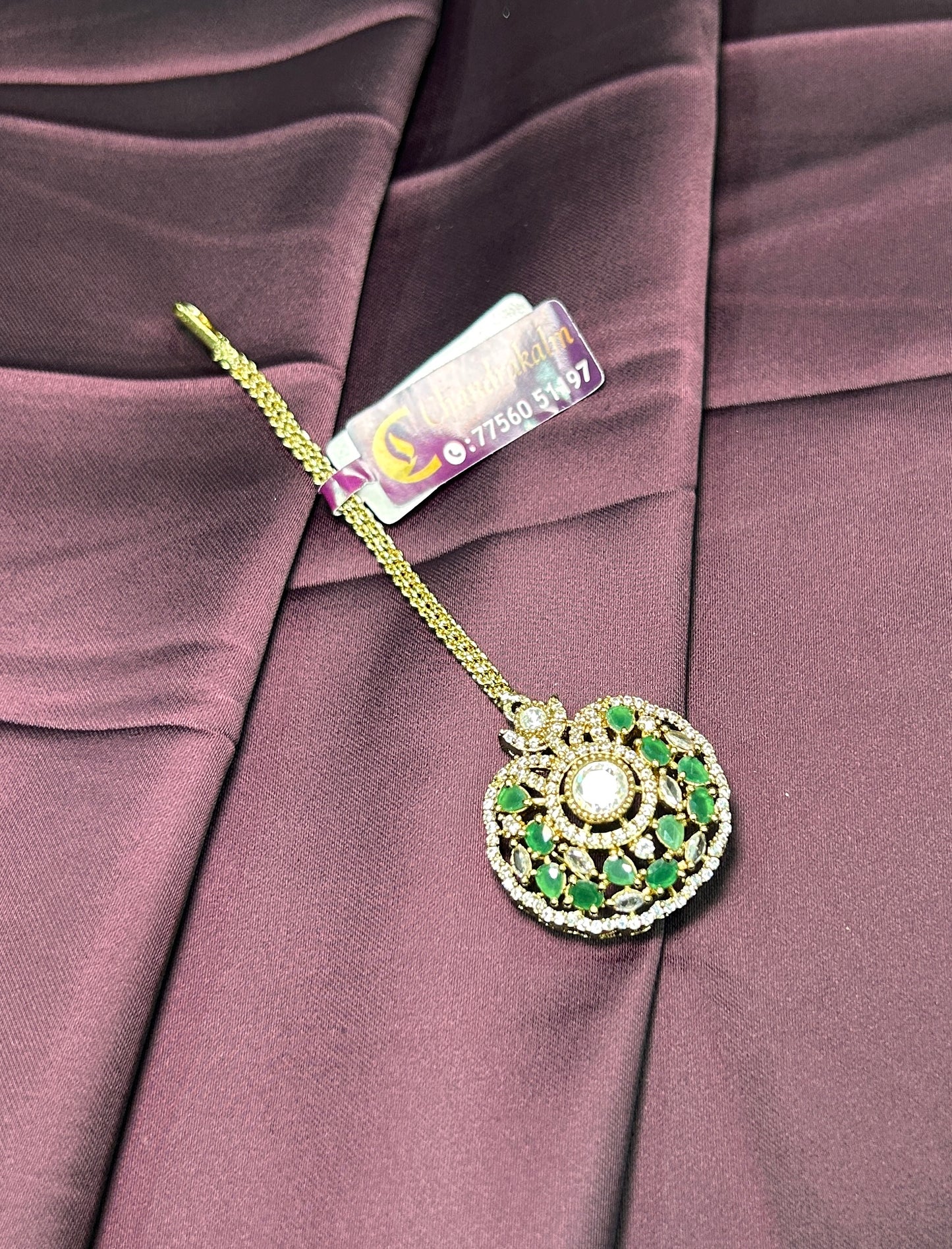 Floral Round Green Maang Tikka