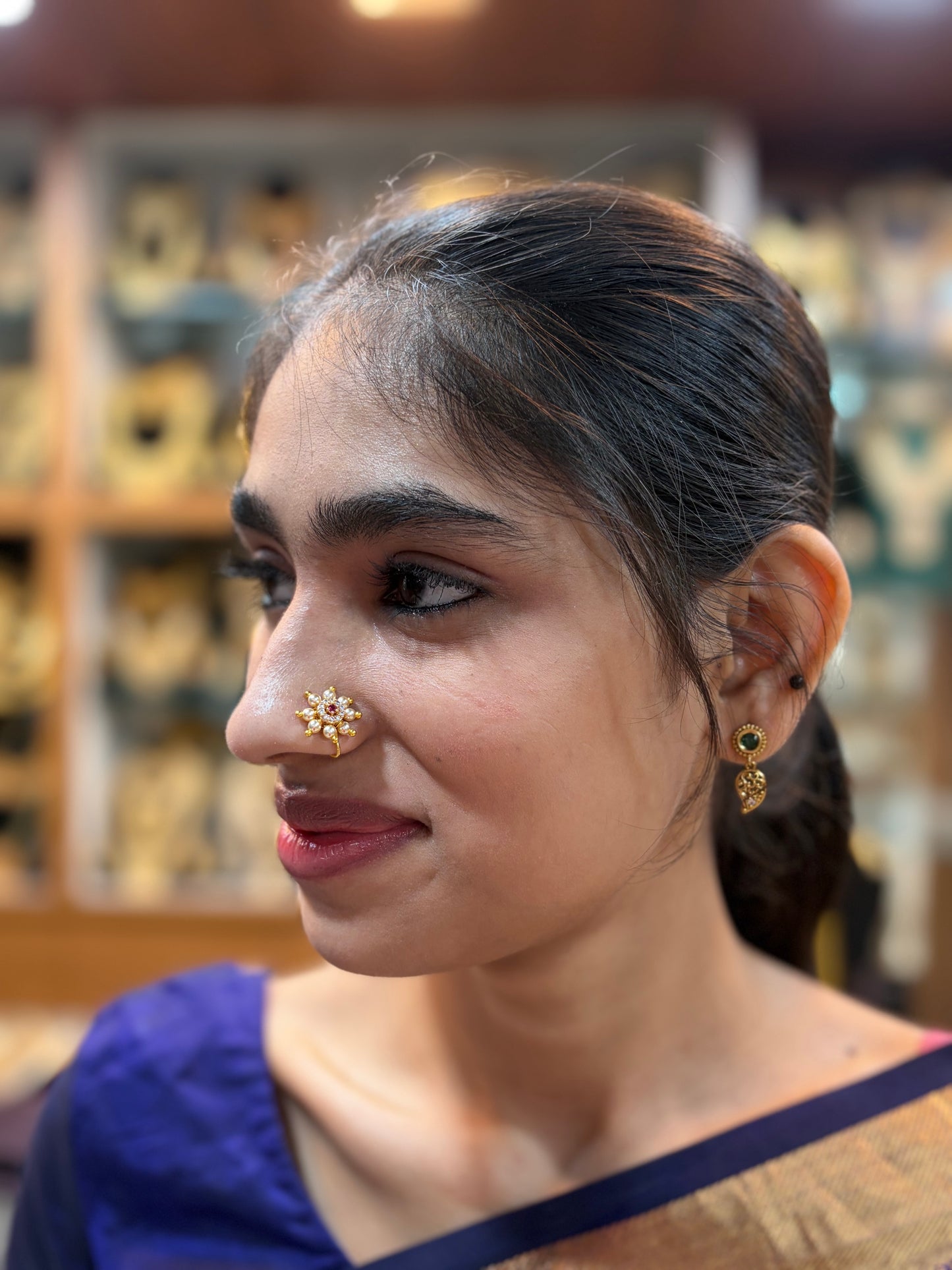 ✨ Floral Pearl AD Nose Pin ✨