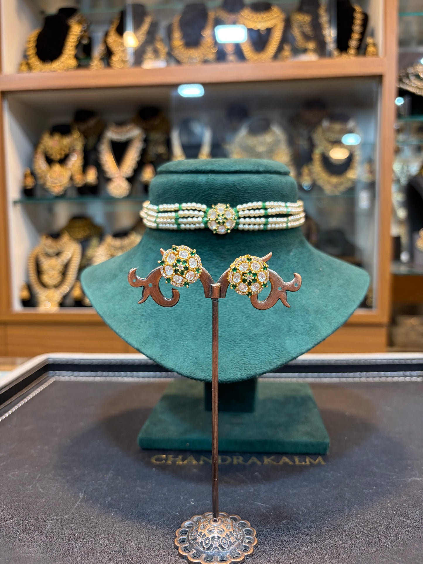 Emerald Pearl Choker Set with Statement Earrings