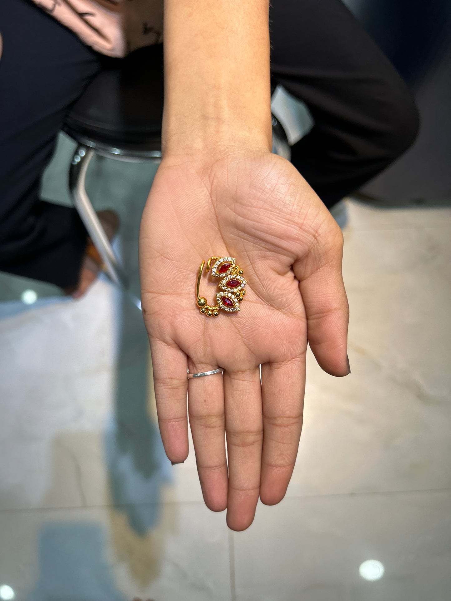 Ruby Leaf Motif Nath (Nose Ring)