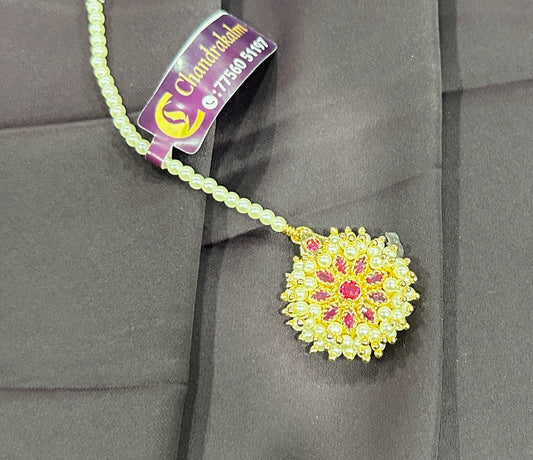 Pearl & Ruby Floral Round Maang Tikka