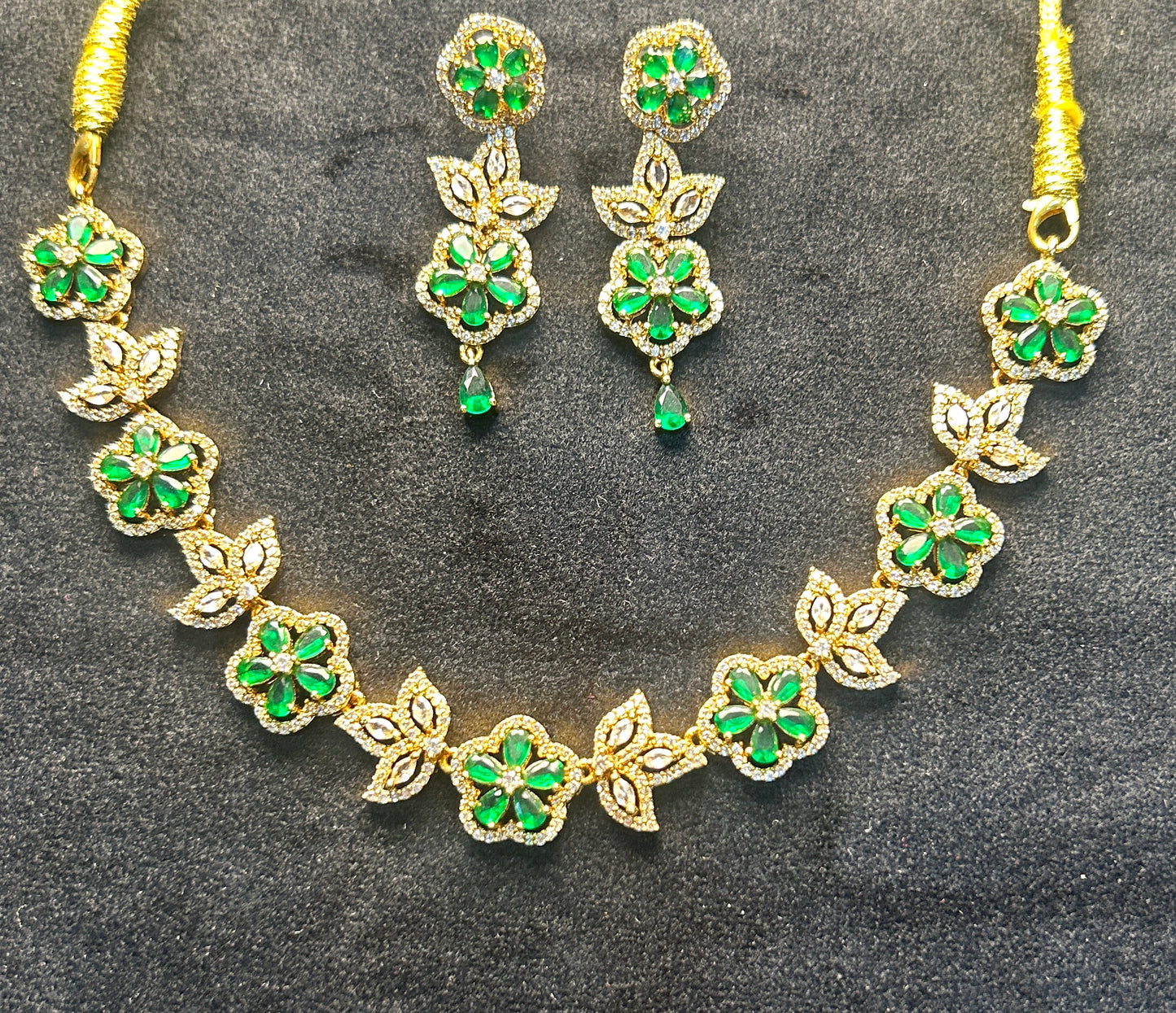 Emerald Blossom Floral Necklace Set