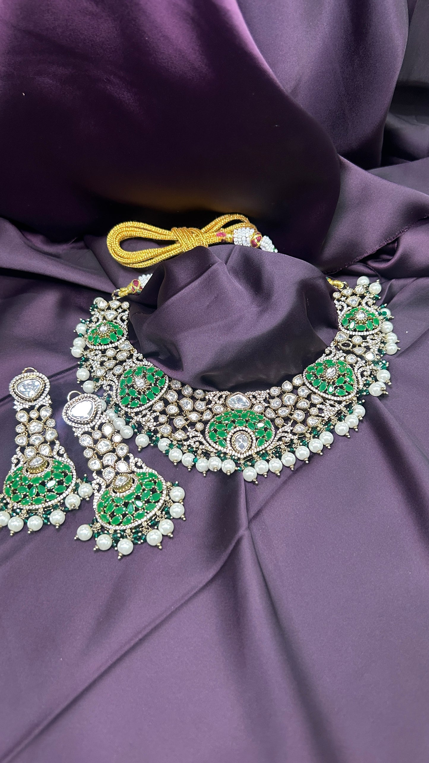 Emerald Polki Bridal Set with Pearls