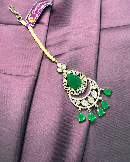 Royal Chandbali Emerald Maang Tikka