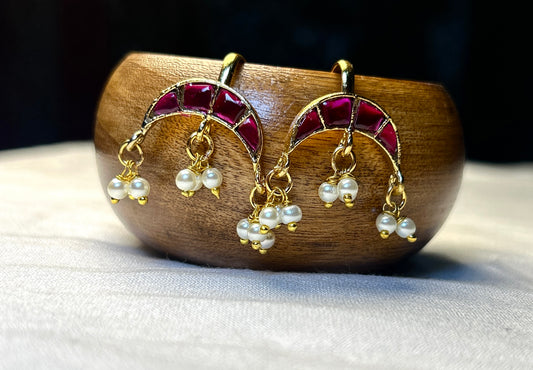Ruby Enamel Arch Bugdi Earrings