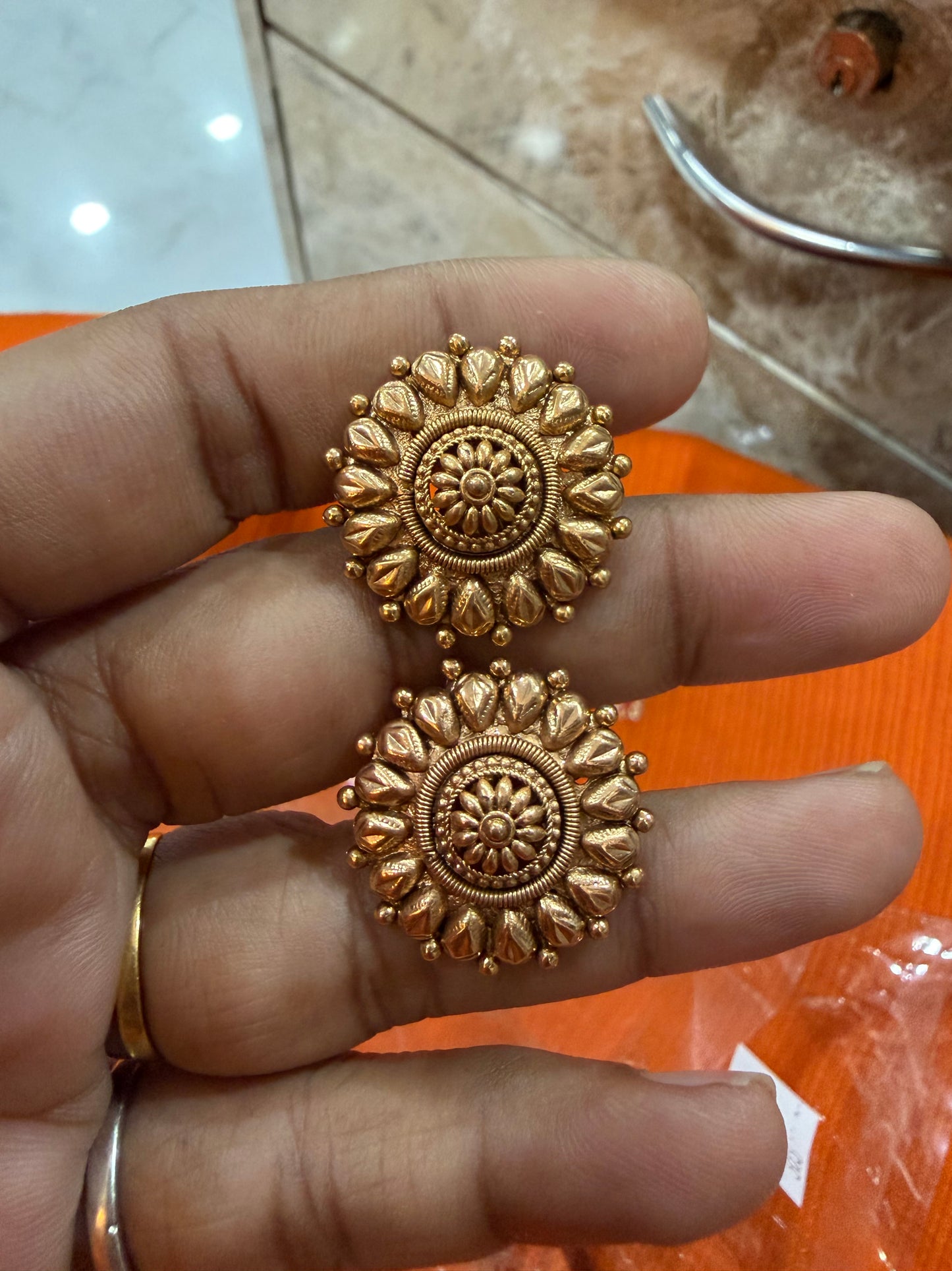 राजविण हार (Rajveen Haar)