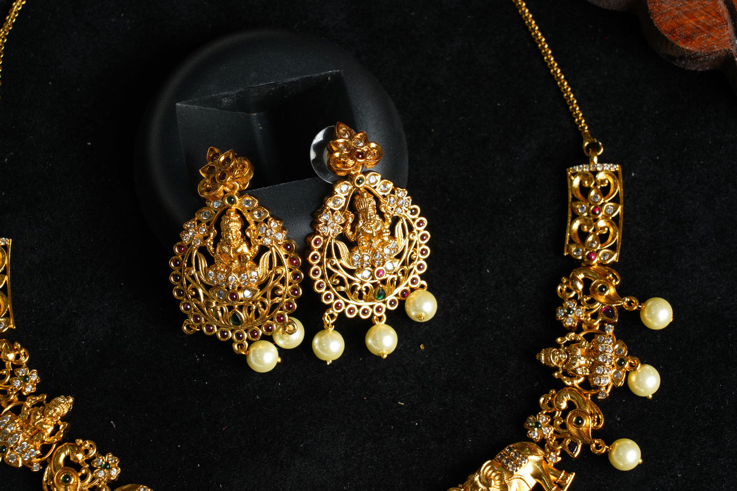 Temple necklace