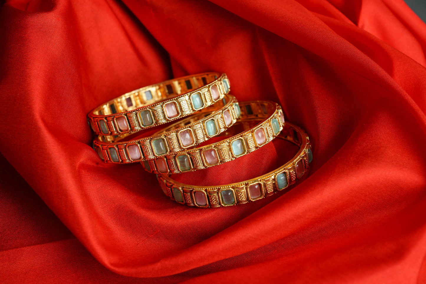 Pastel 4 cut bangles