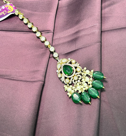 Emerald Green Drop Kundan Maang Tikka