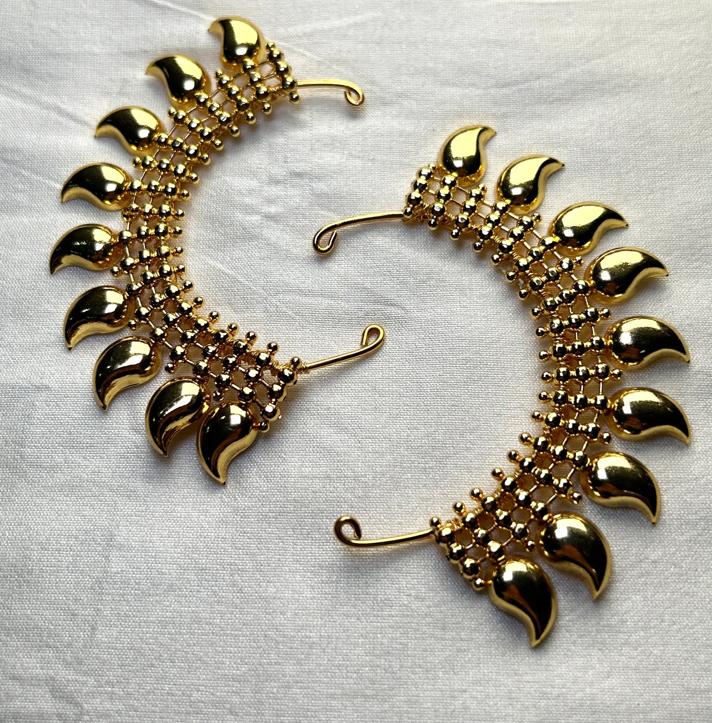 Polished Gold Finish Traditional Ear Cuffs – Leaf Motif Design