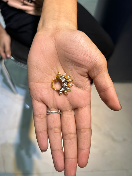 Kundan Crescent Pearl Maharashtrian Nath