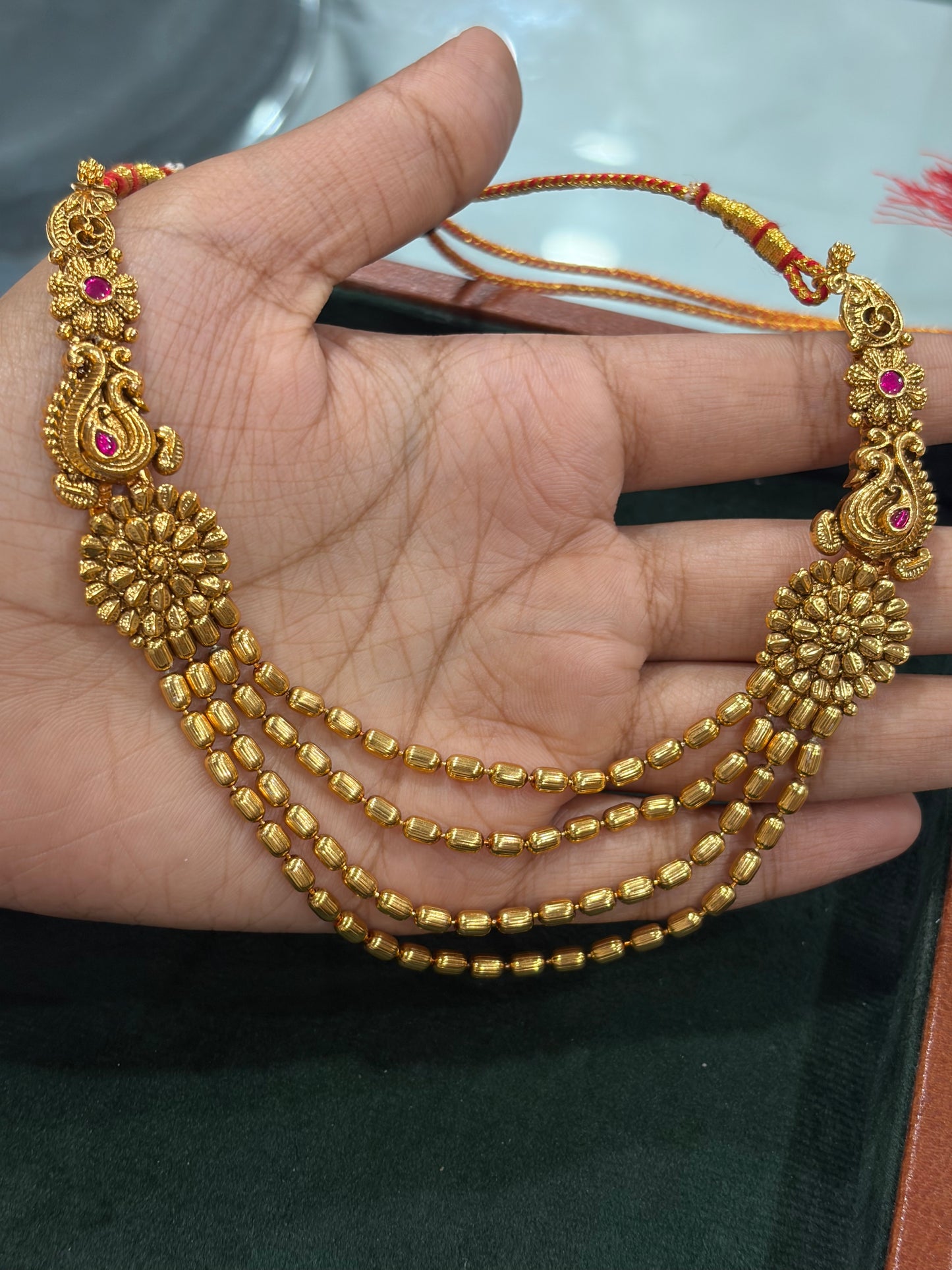 Suvarna Raj Necklace Set