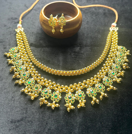 Green Stone Gadi Style Necklace Set