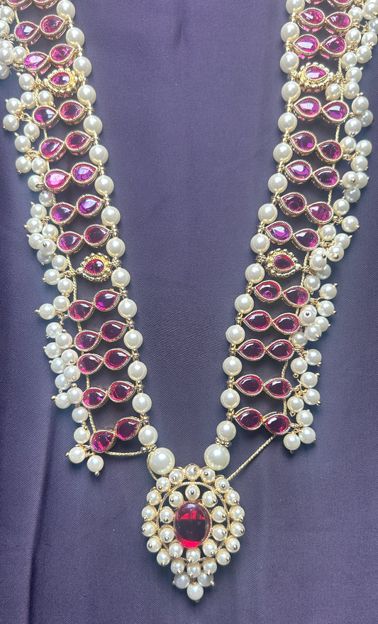 Pearl & Ruby Stone Haar with Grand Pendant