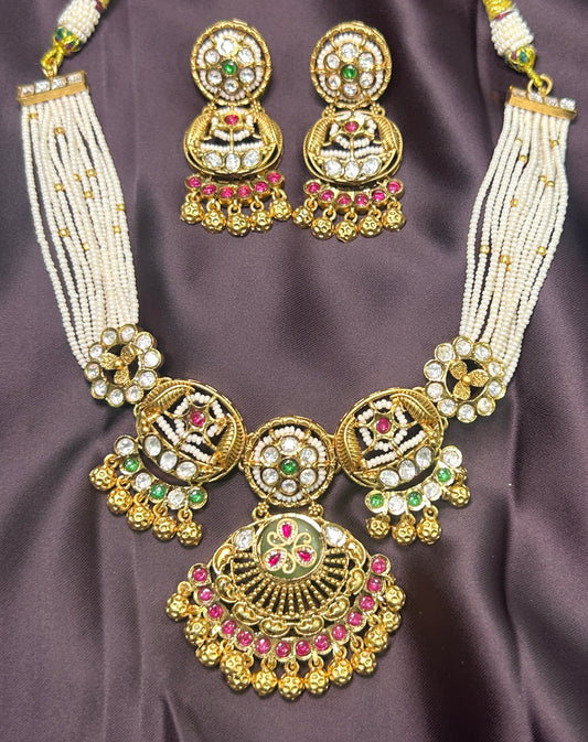 Antique Kundan Pearl Strand Necklace Set
