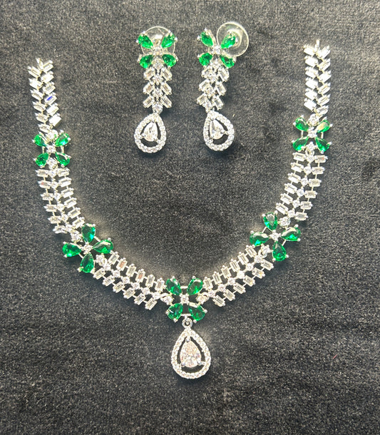 Emerald Elegance Diamond Necklace Set