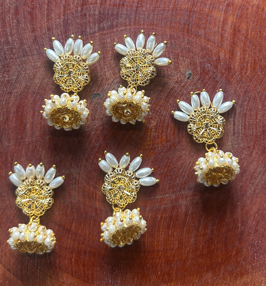 Pearl Floral Hair Accessory with Cluster Drop