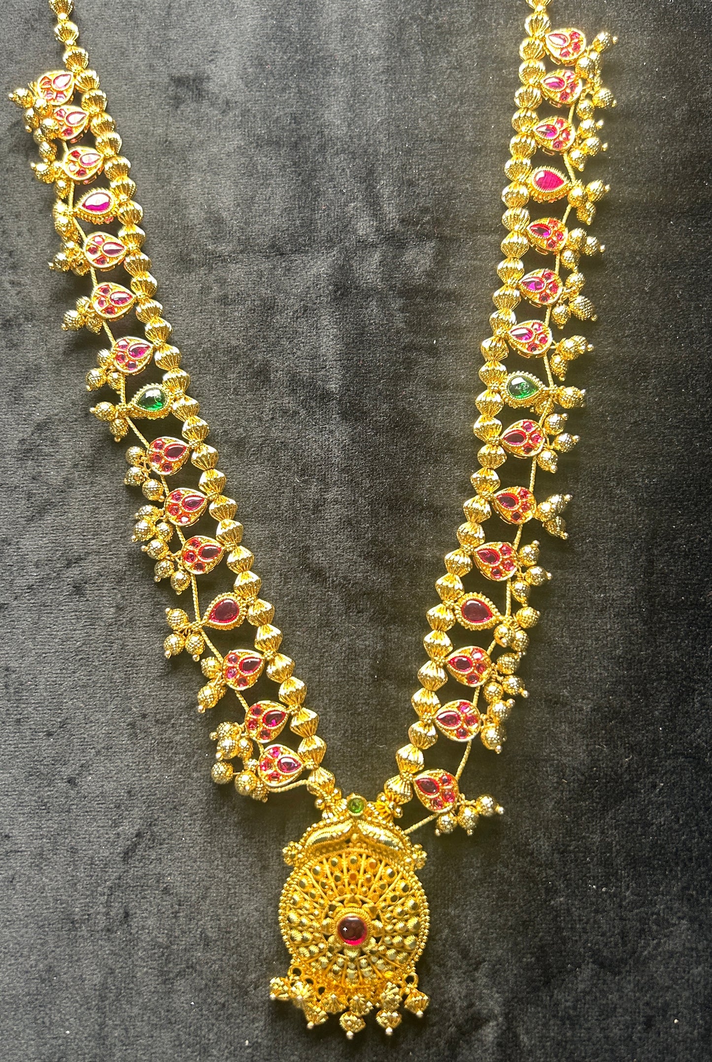 Rajwadi Teardrop Ruby-Green Putla Haar
