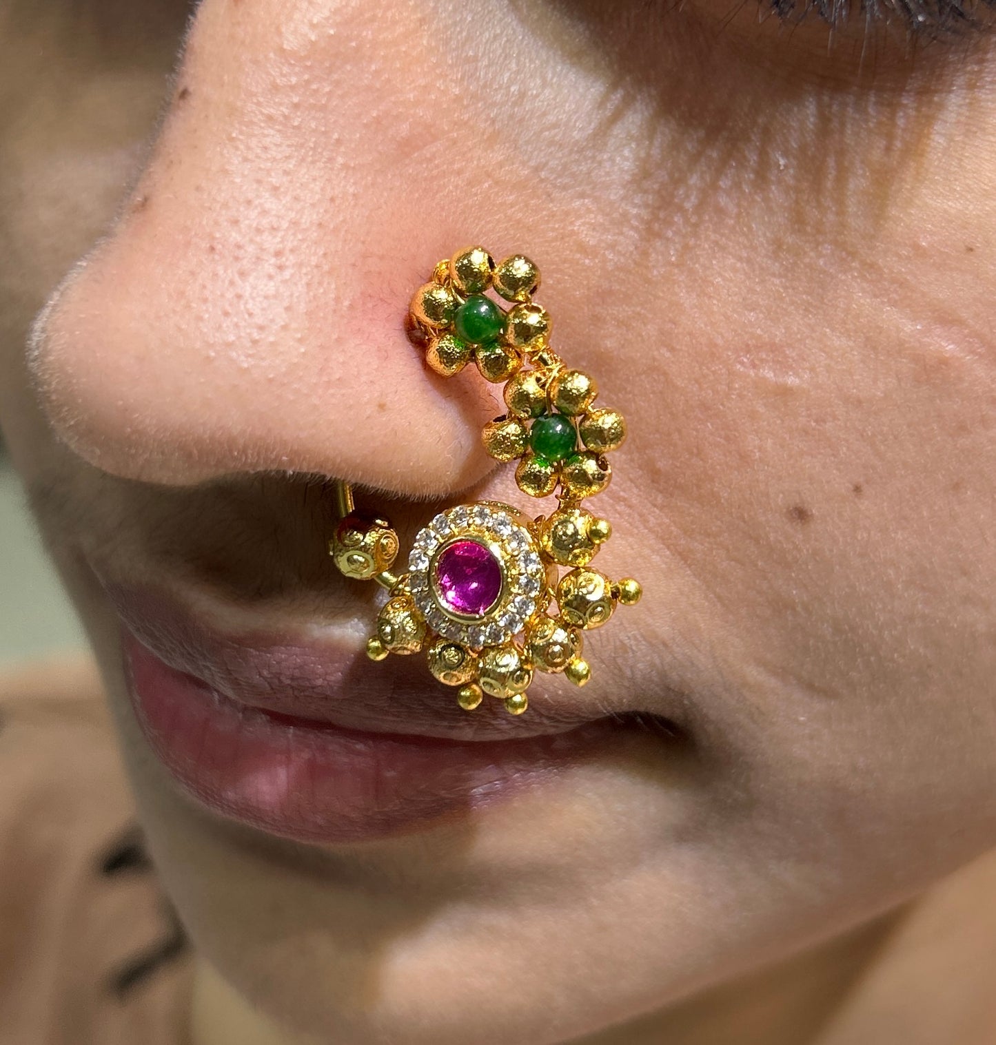 Traditional Floral Maharashtrian Nath with Ruby & Green Stone Accents