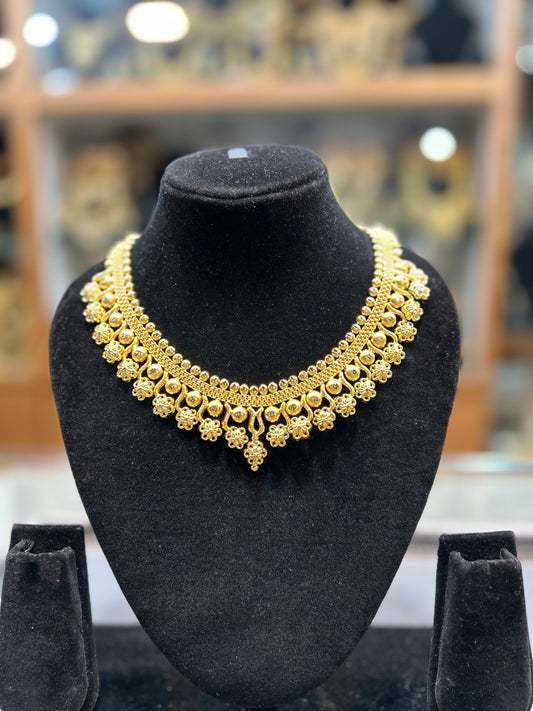 Royal Maharashtrian Floral Choker Necklace