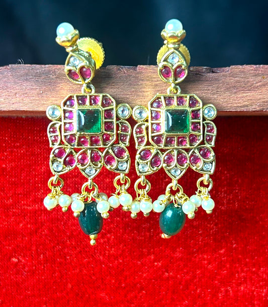 Square Kundan Earrings with Green Beads & Pearls