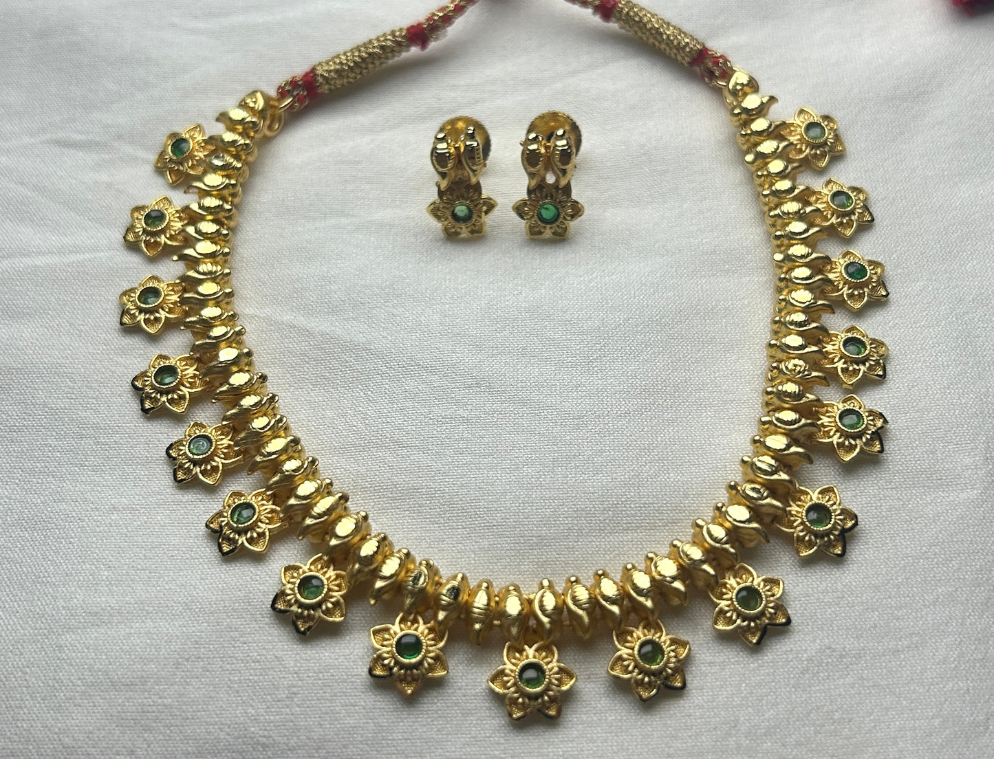 Traditional Lotus Motif Gold-Tone Necklace Set