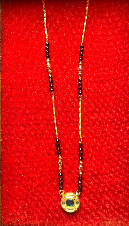18-Inch Mangalsutra with Green Kundan Pendant