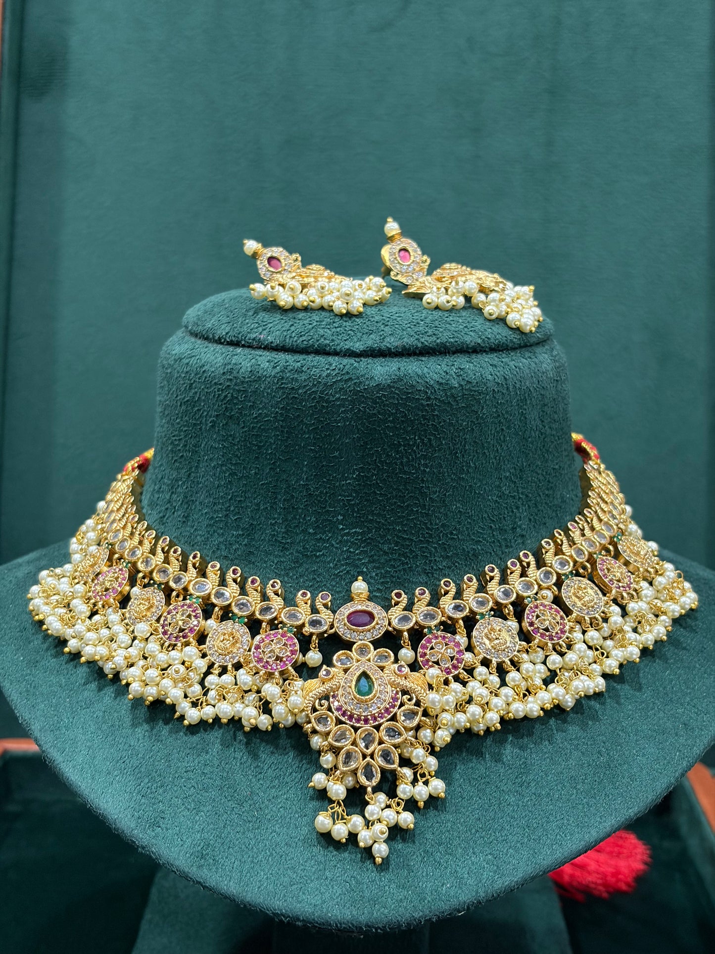 Rajmayuri Heritage Choker Set
