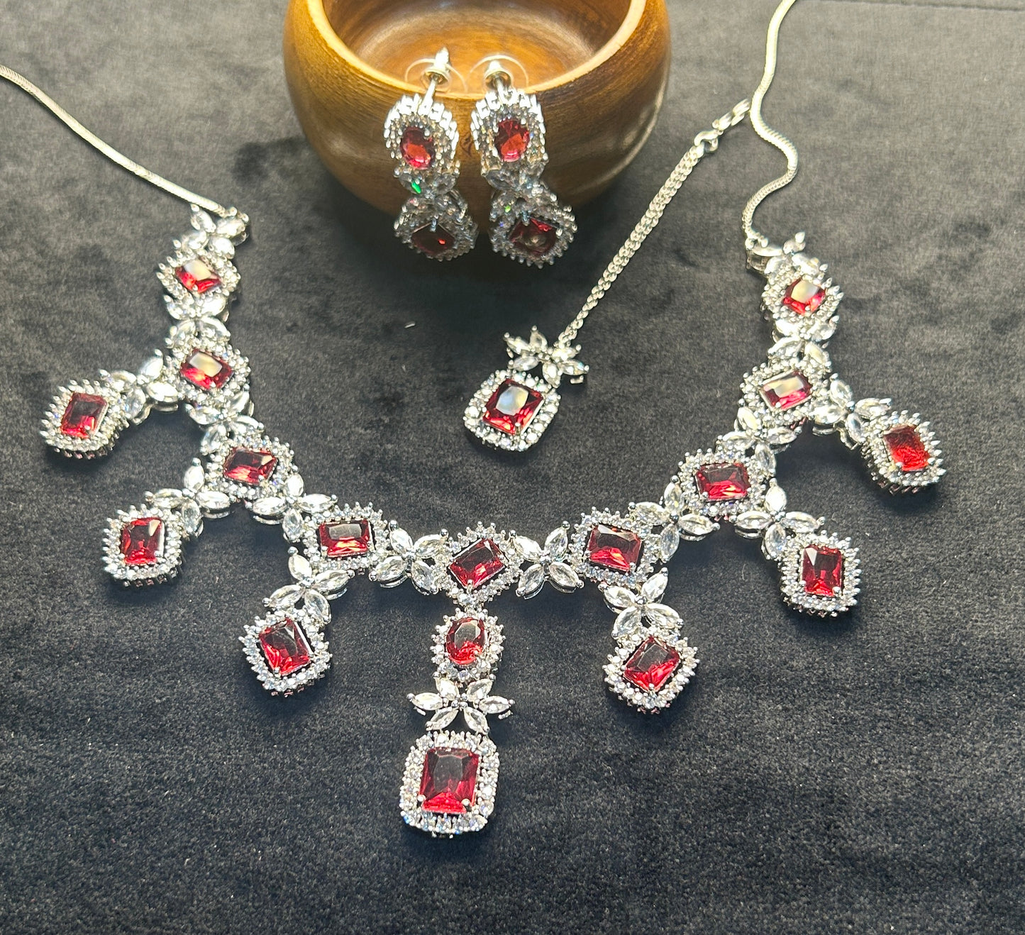 Ruby Regal Radiance Necklace Set