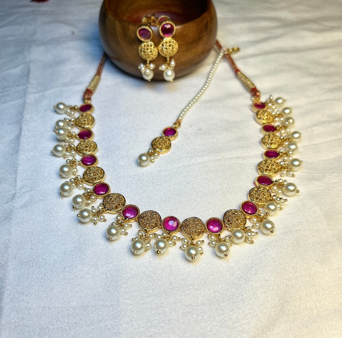 Elegant Ruby & Pearl Necklace Set