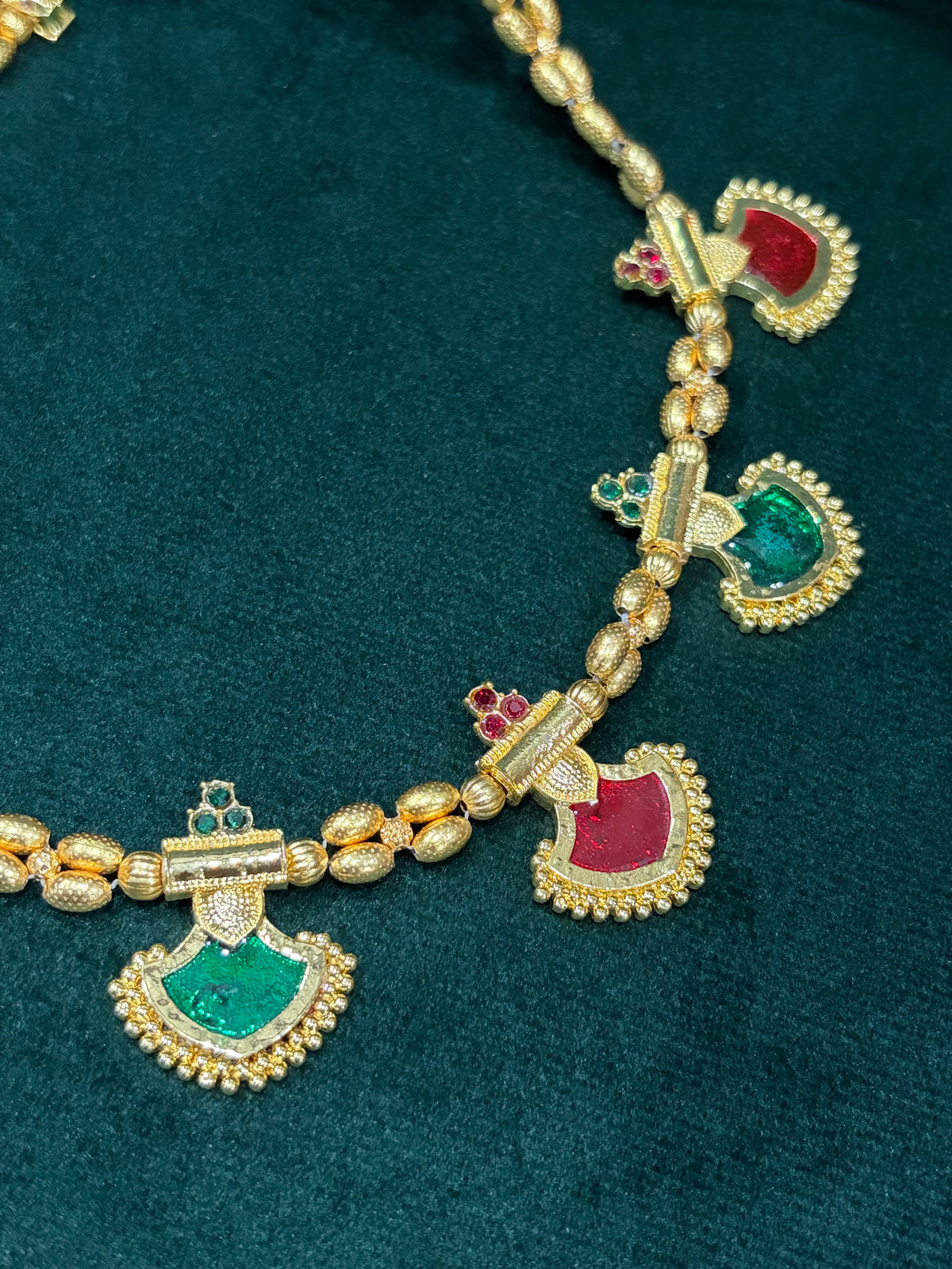 Traditional Maharashtrian Pendant Choker Necklace
