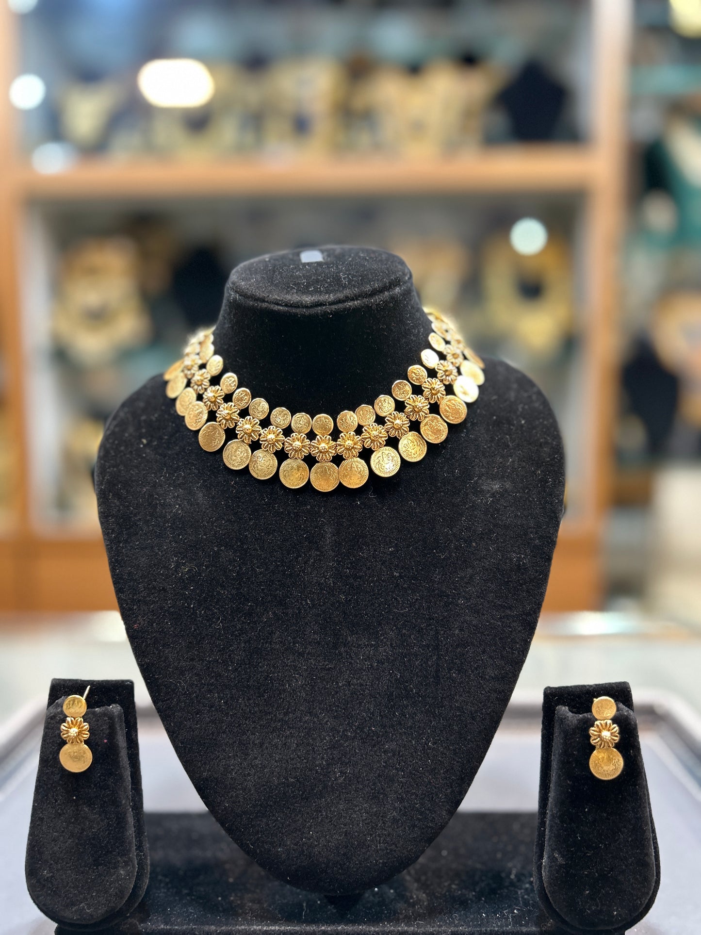 Traditional Maharashtrian Coin Necklace Set