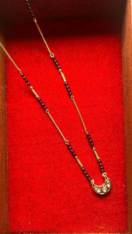 18-Inch Mangalsutra with Kundan Pendant