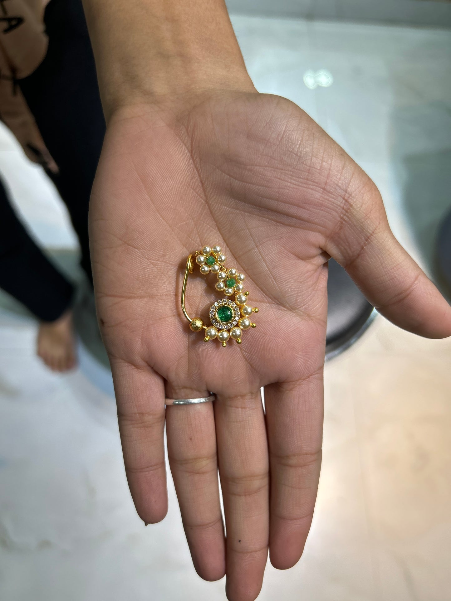 Emerald Pearl Traditional Nath