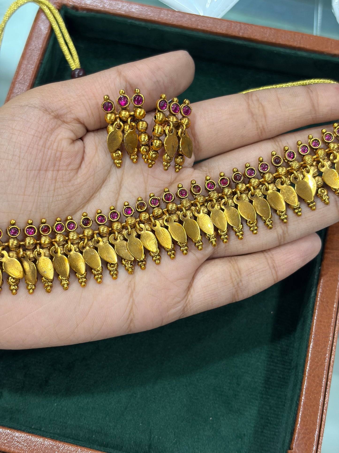 Ruby Leaf Fringe Choker Set