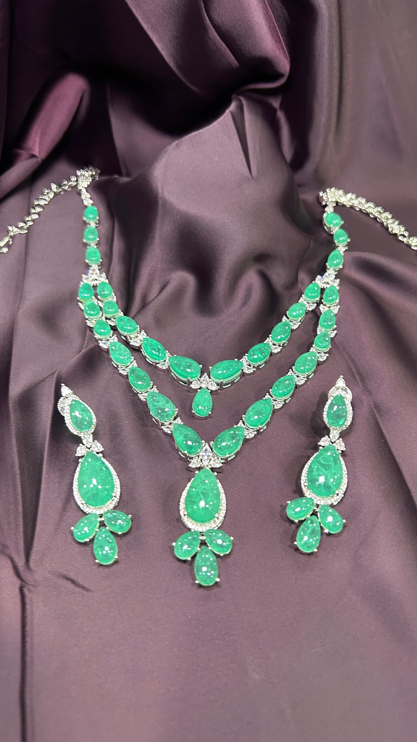 Layered Emerald & Diamond Necklace Set