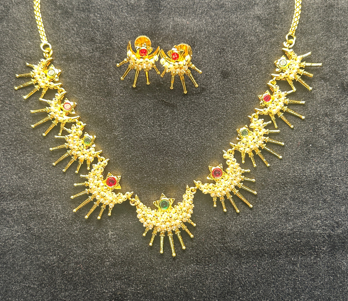 Chandrakor Inspired Rajwadi Necklace Set