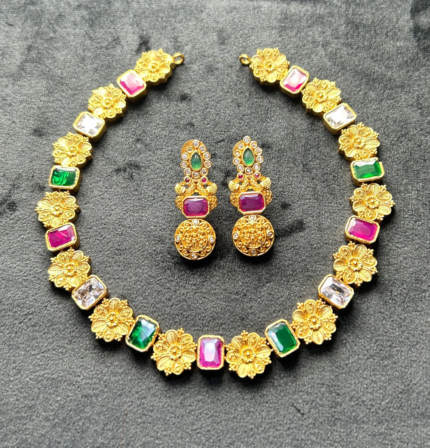 Floral Chakra Stone Necklace Set