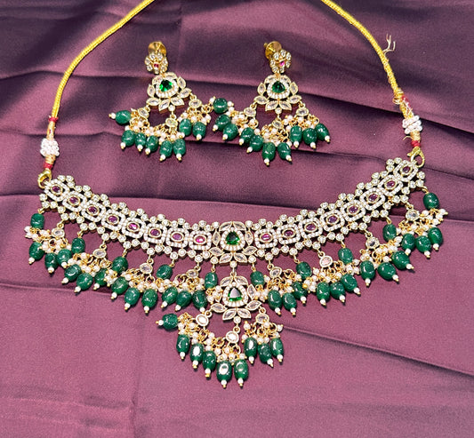 Royal Emerald Heritage Necklace Set
