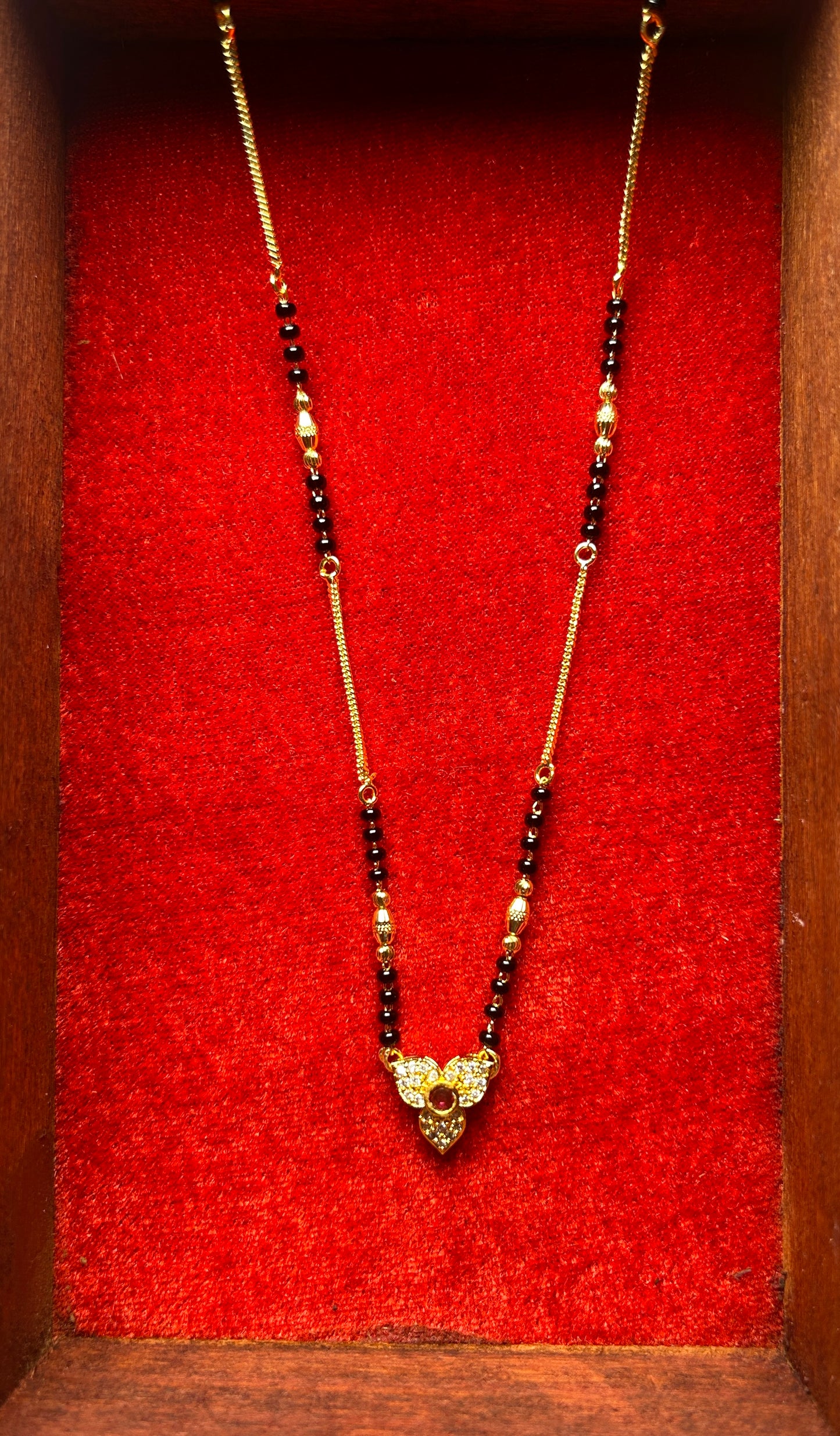 18-Inch Mangalsutra with Kundan Pendant