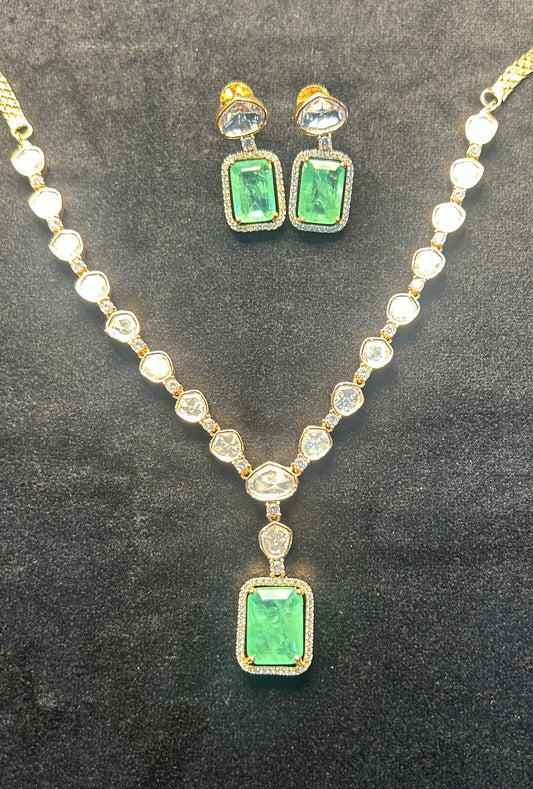 Emerald Radiance Solitaire Necklace Set