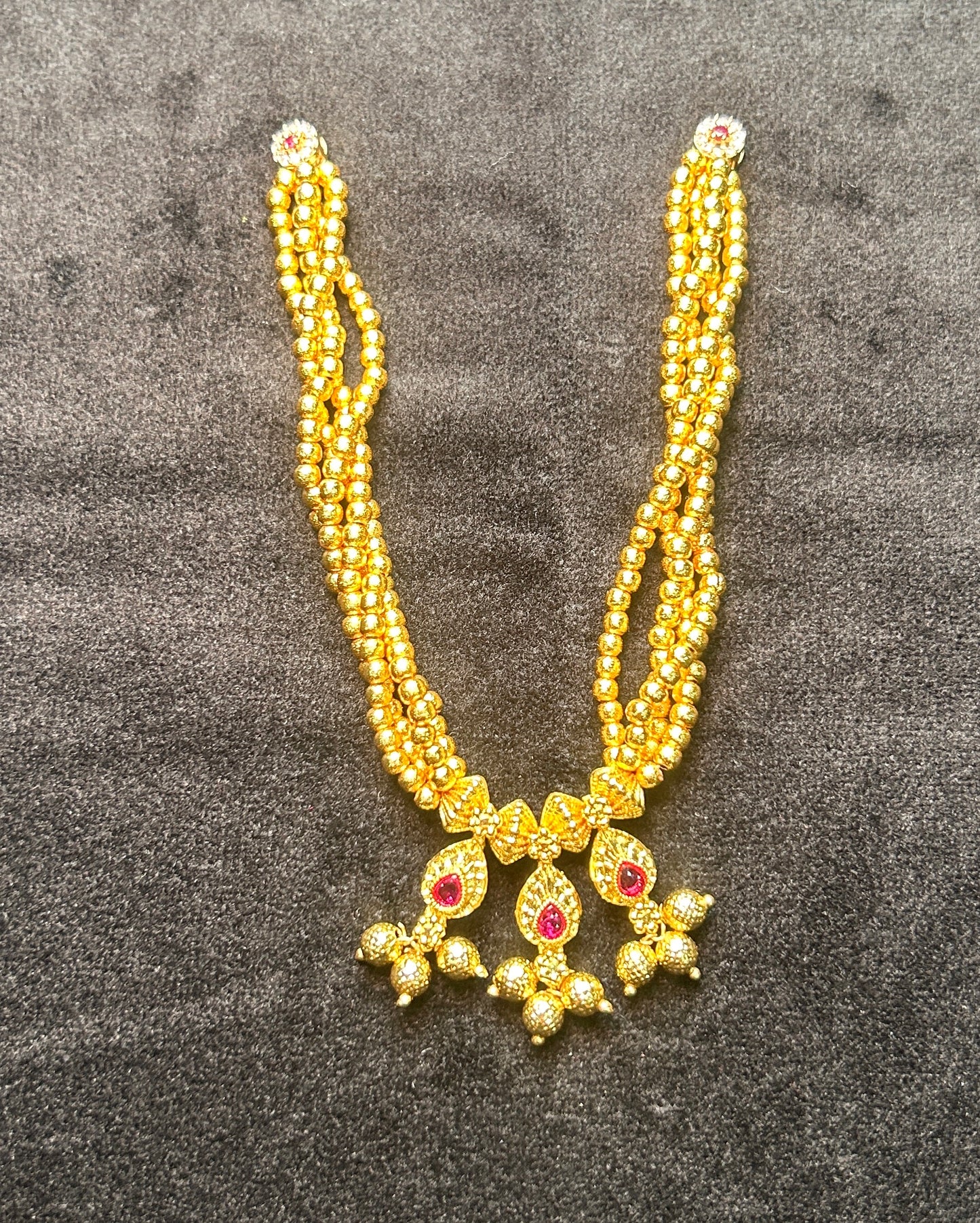 Triple Drop Ruby & Gold Bead Haar