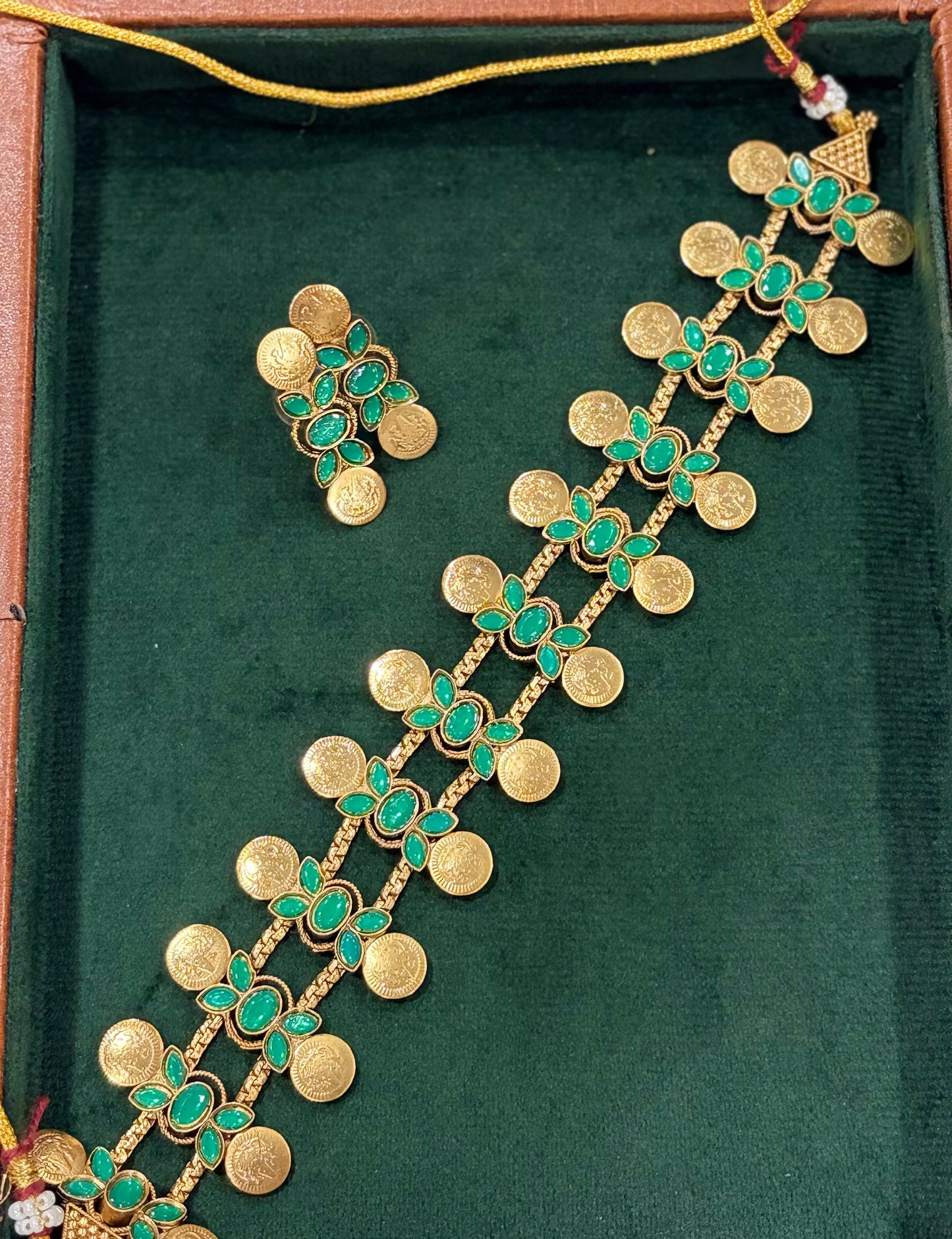 Royal Emerald Coin Choker Set