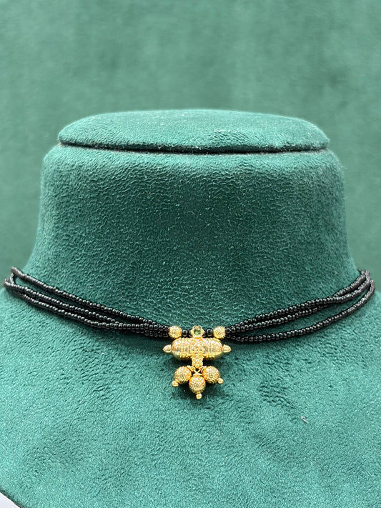 Traditional Gold-Tone Pendant Black Beaded Necklace – Maharashtrian Thushi Style