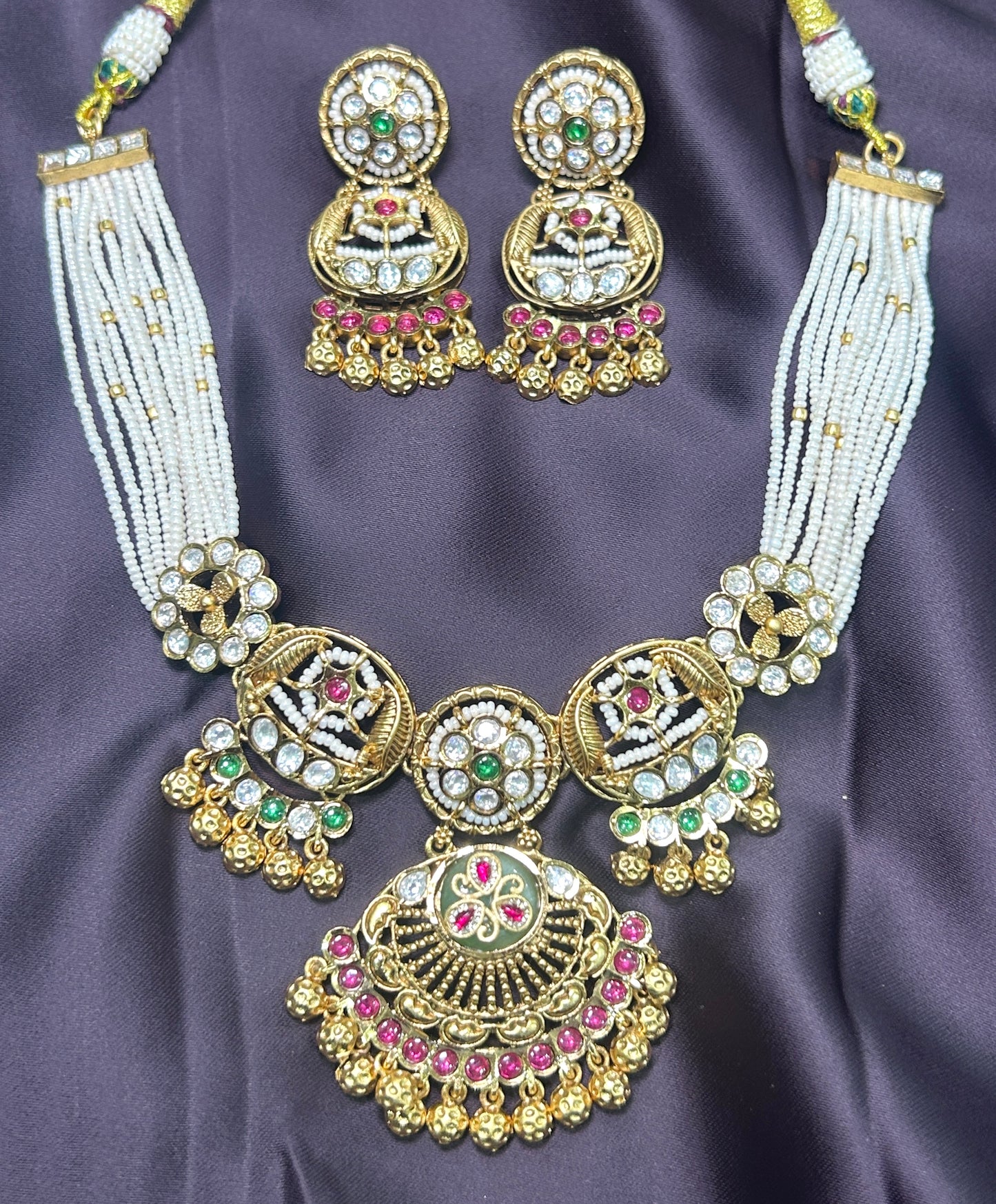 Antique Kundan Pearl Strand Necklace Set