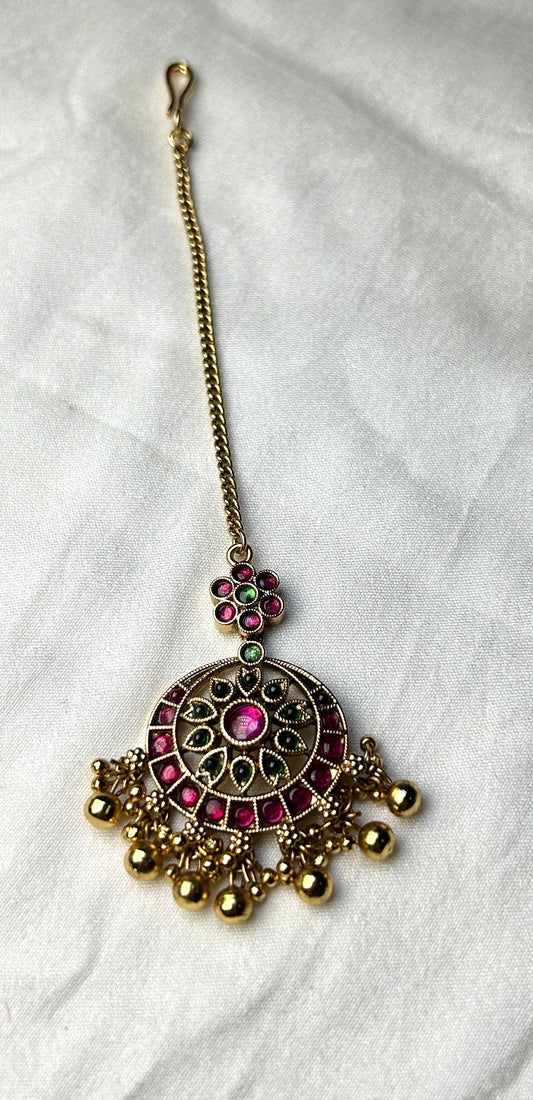 Dual-Tone Kundan Maang Tikka with Pink & Green Accents