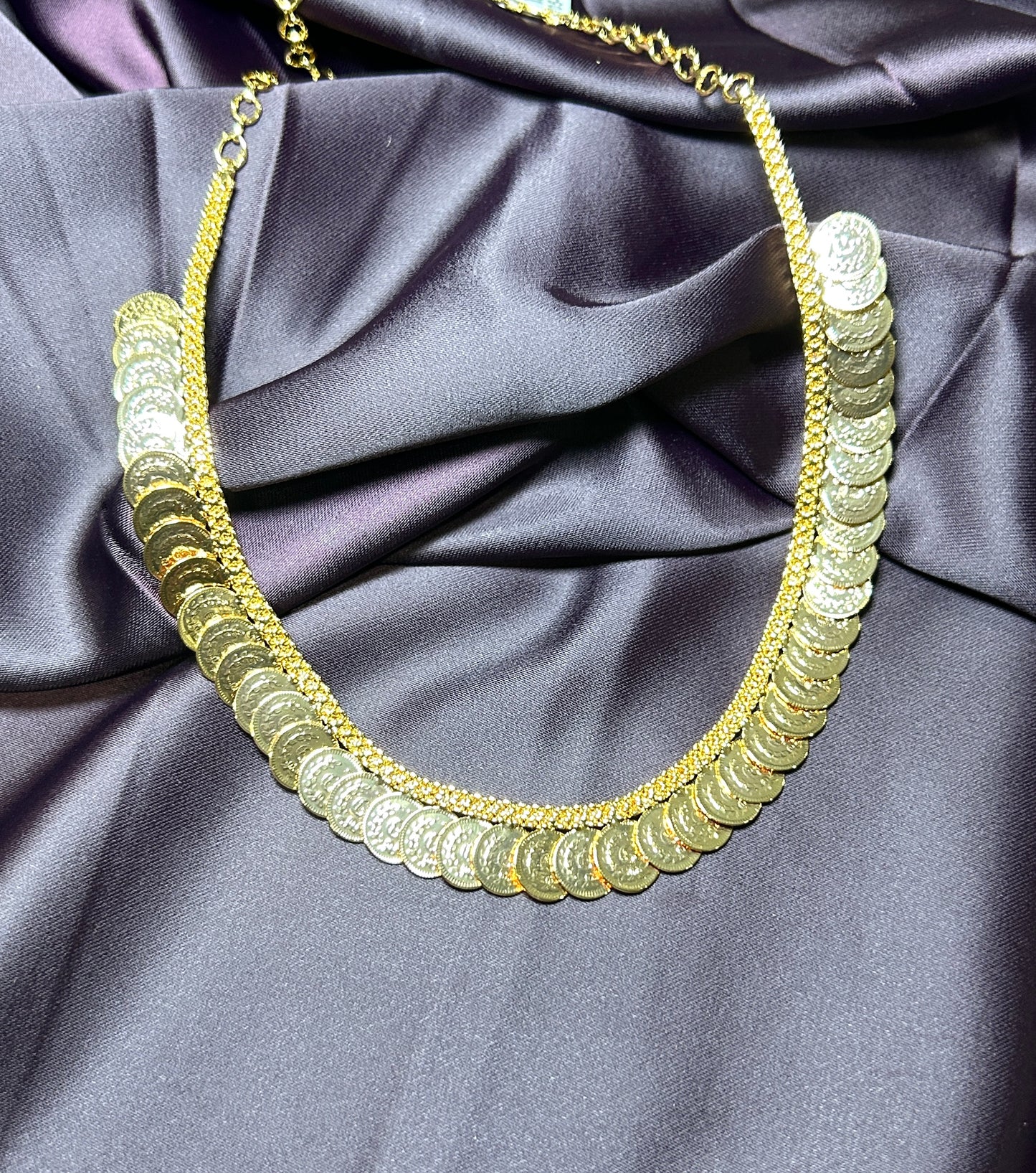 Single Layer Coin Necklace (Kasavmala)