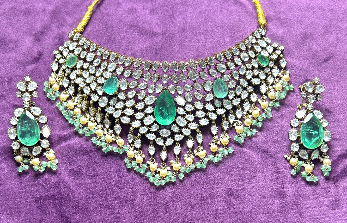 Emerald Green Stone Choker Set with Earrings